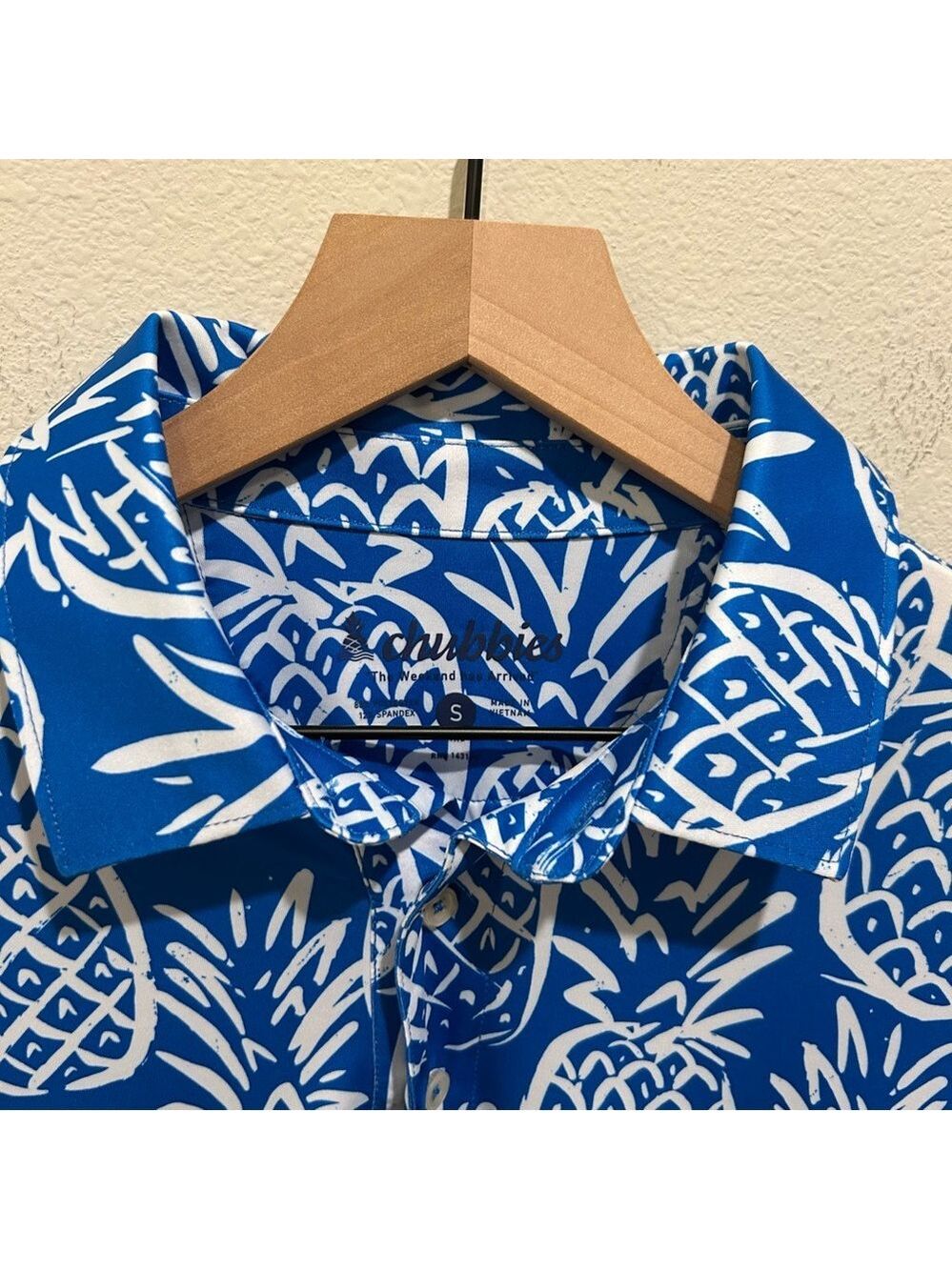 Chubbies Thigh Napple Polo Men’s Small – All-Over Pineapple Print – Stretch –NWT - Picture 2 of 5